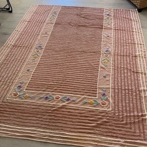 Vintage 1950s chenille bedspread 100” x 74” twin or full